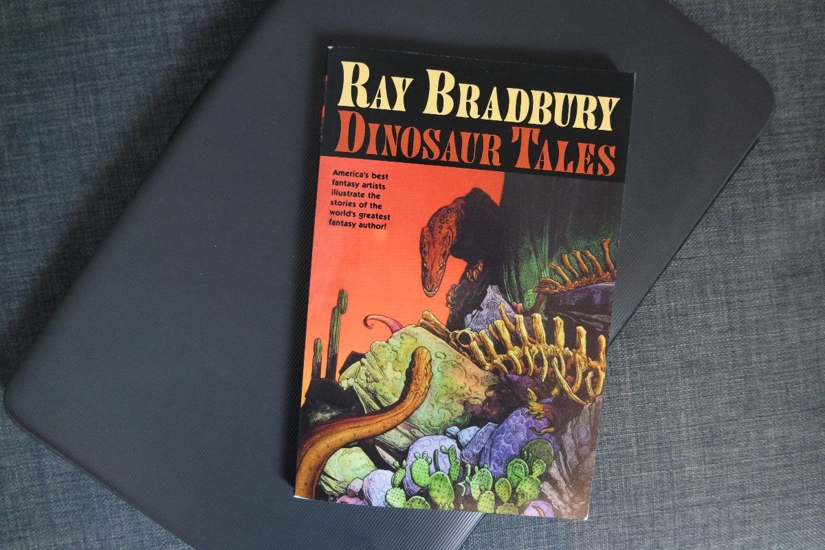 Bradbury_DinosaurTales